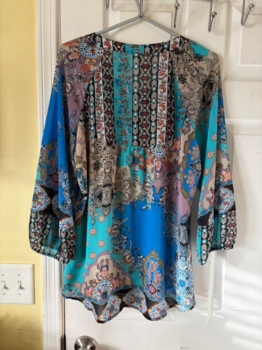fig and flower Turquoise/Blue Printed Peasant‎ Semi Sheer Balloons Sleeve Blouse - Picture 2 of 9